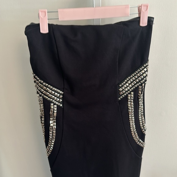 Guess Black with Silver Beading Detail Tube Top Dress, Size 4 - Picture 4 of 9